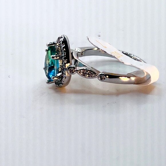Ring Bomb Party Ring, NWOT, Size 7, blue gemstone, rhodium plated - Picture 4 of 5